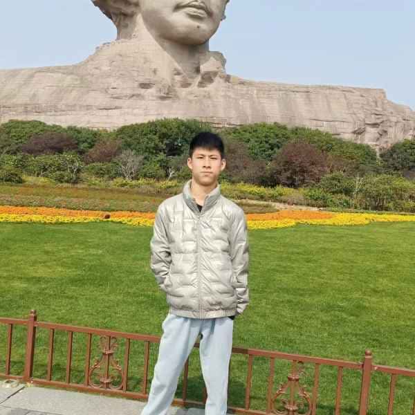 浙江22岁单身帅哥真诚找对象-吉安征婚相亲网